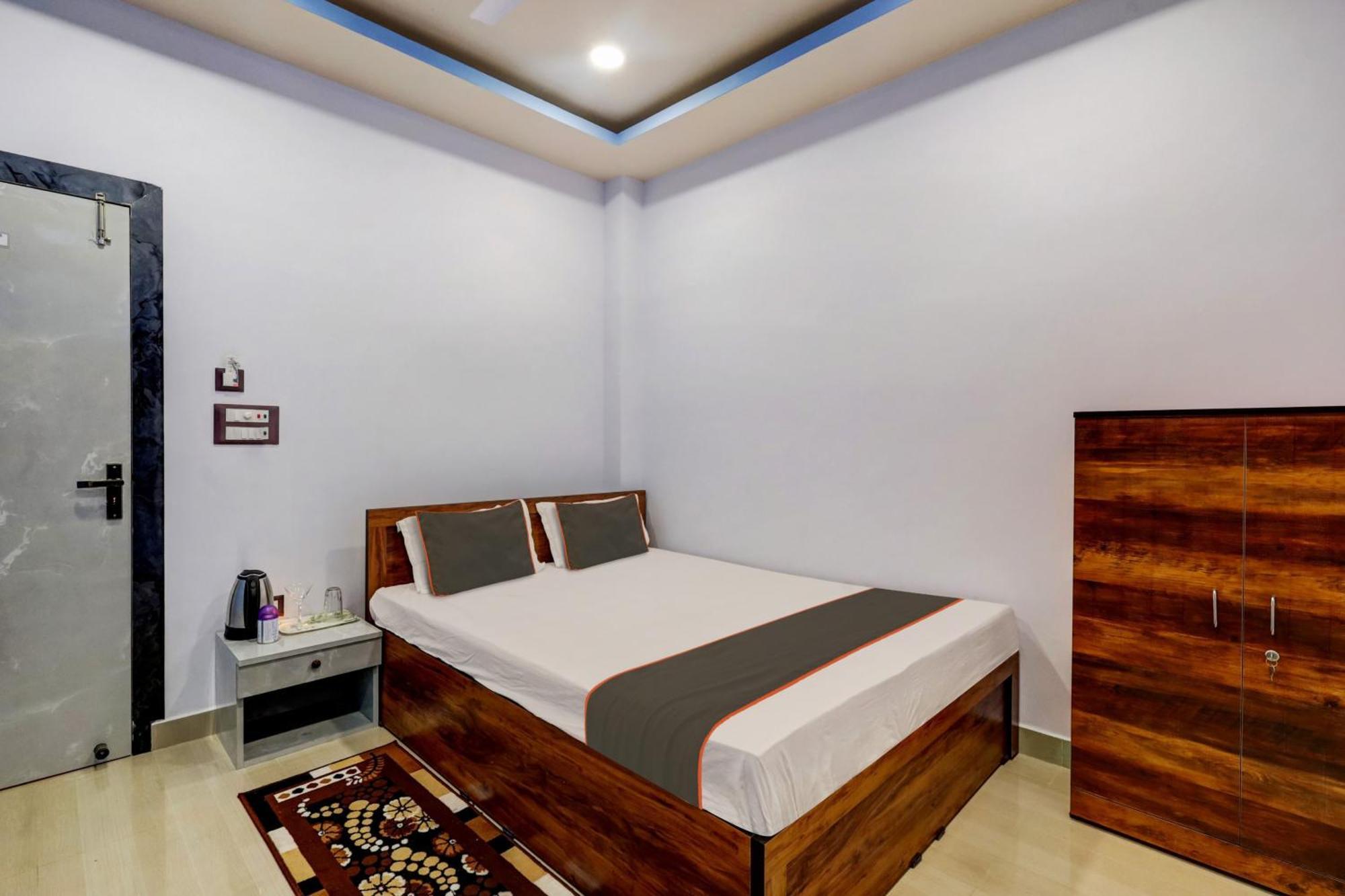 Collection O Ashirbad Lodge กูวาฮาติ ภายนอก รูปภาพ