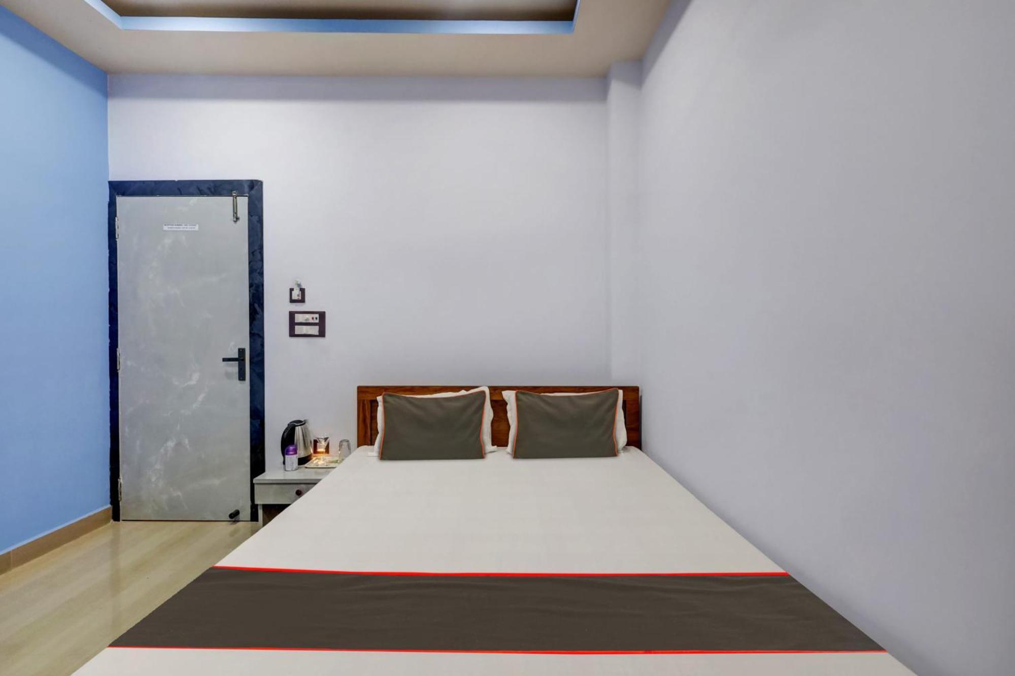 Collection O Ashirbad Lodge กูวาฮาติ ภายนอก รูปภาพ